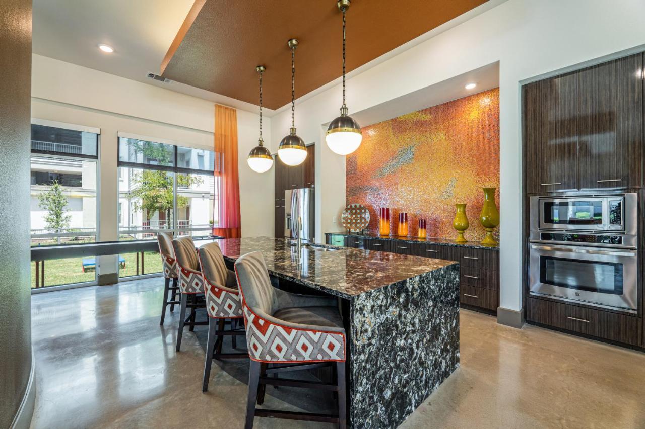 Luxe 3B/2B Getaway - Pool, Gym, Parking, Pet Wash Apartment Leander ภายนอก รูปภาพ