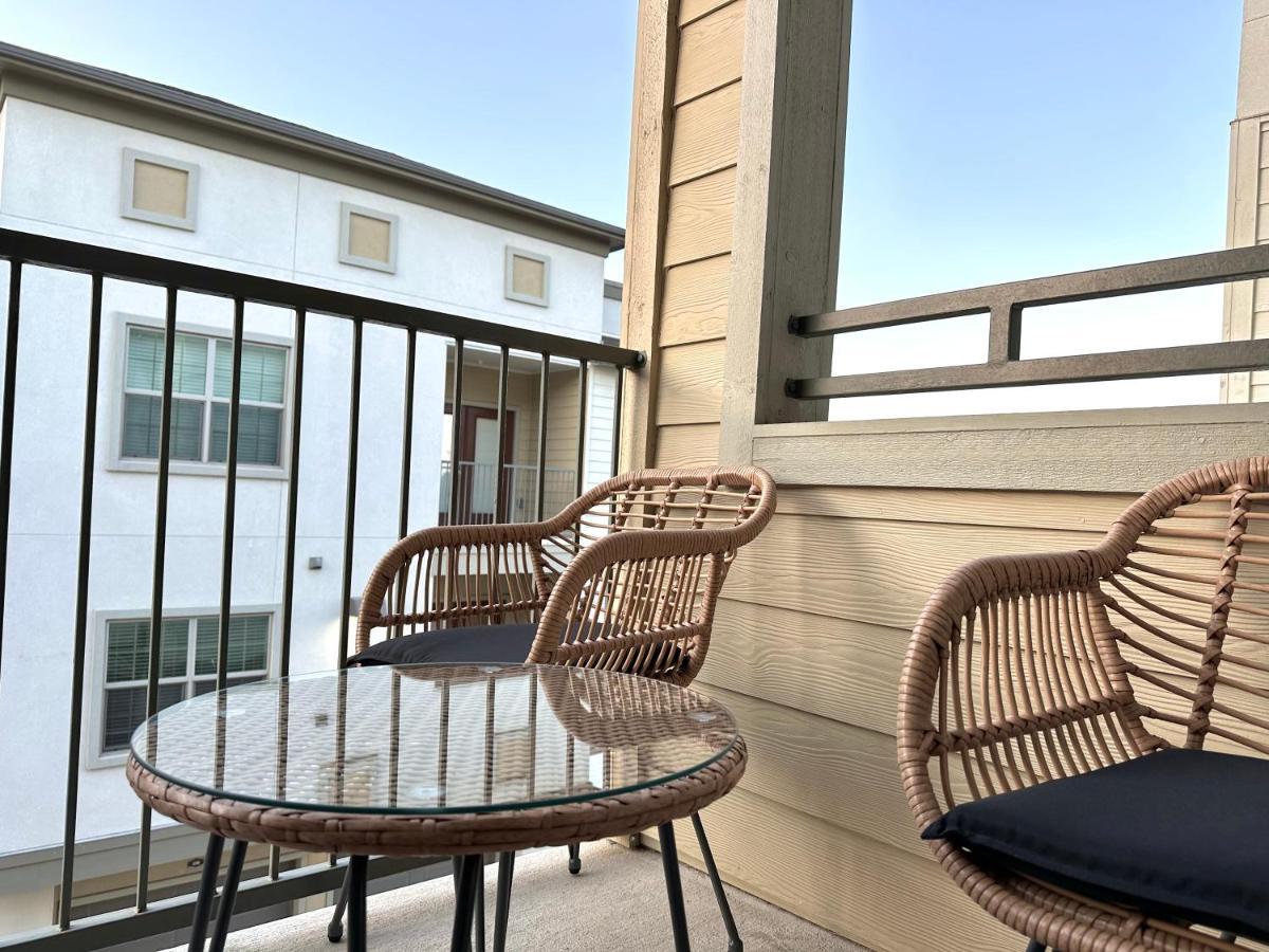 Luxe 3B/2B Getaway - Pool, Gym, Parking, Pet Wash Apartment Leander ภายนอก รูปภาพ